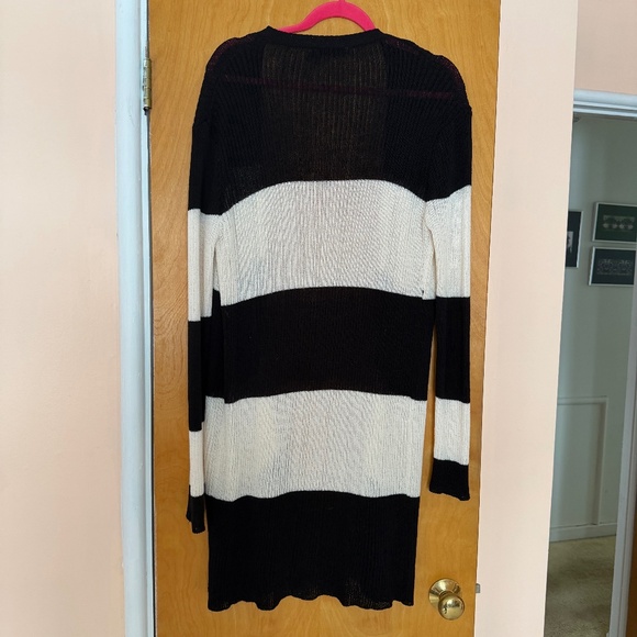 Doe & Rae Black & White Long Cardigan Sweater, Size L - Picture 2 of 3